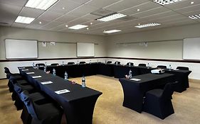 Benvenuto Hotel & Conference Centre